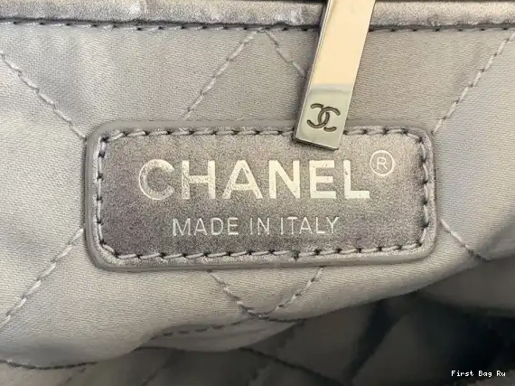 First Bag Ru CHANEL HANDBAG 22 LARGE 0605